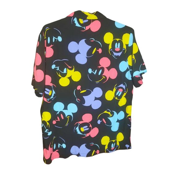 Disney Mickey and Friends Mens All Over Graphic Print Short Sleeve Shirt Size XL - Picture 3 of 7